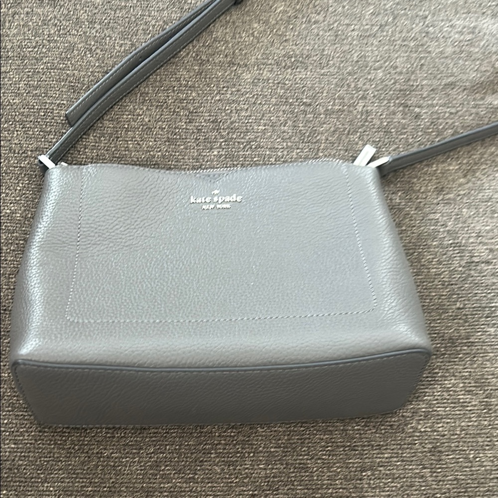 Kate Spade Gray Shoulder Bag with Minimalist Design